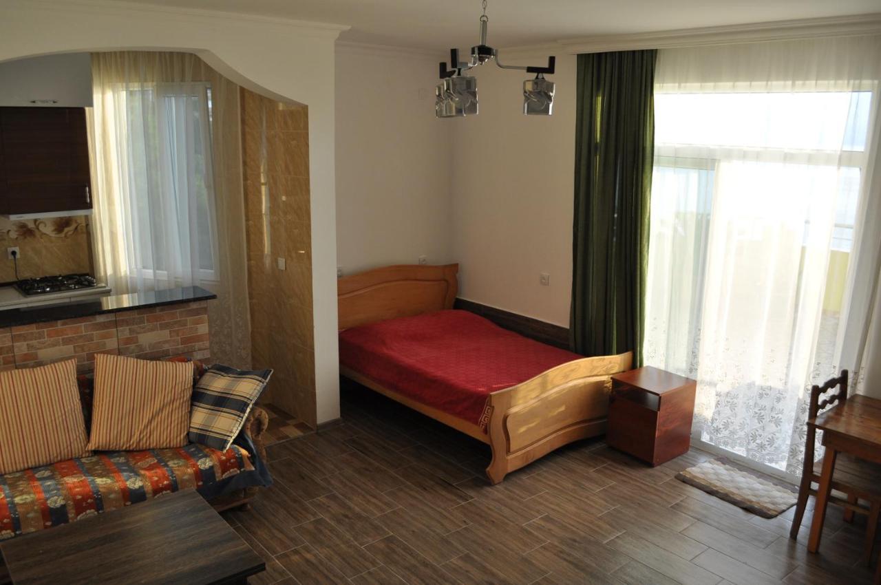 Akhmed Guest House Kvariati Esterno foto