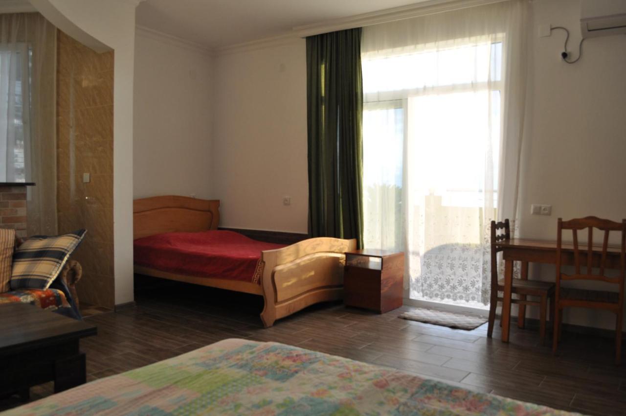 Akhmed Guest House Kvariati Esterno foto