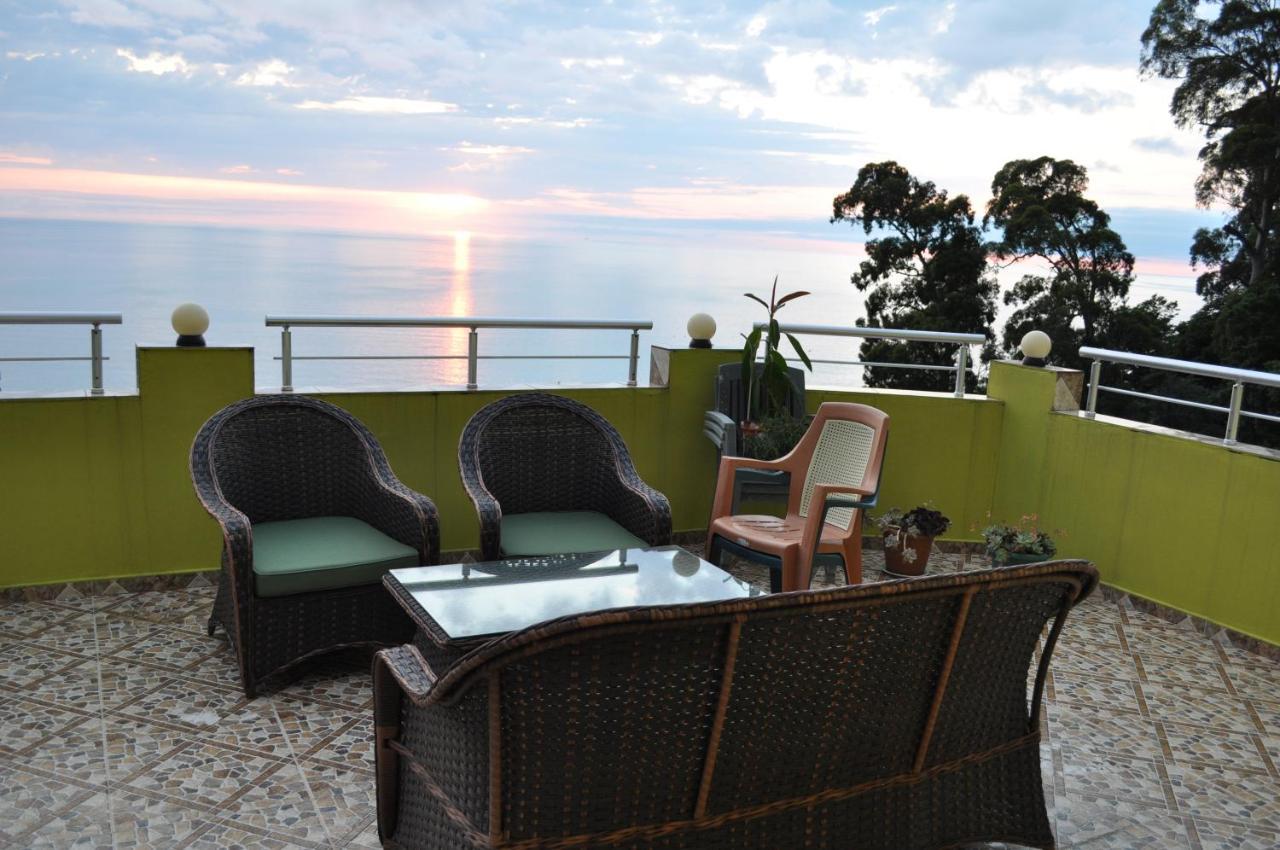 Akhmed Guest House Kvariati Esterno foto