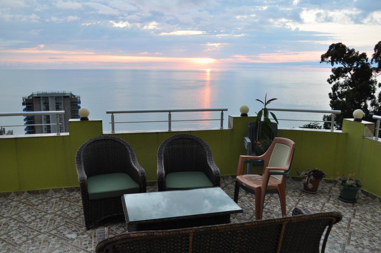 Akhmed Guest House Kvariati Esterno foto