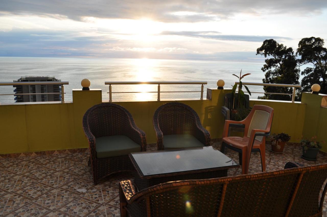 Akhmed Guest House Kvariati Esterno foto